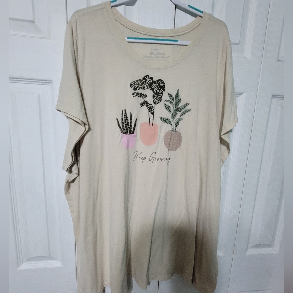 Torrid 6 Tee